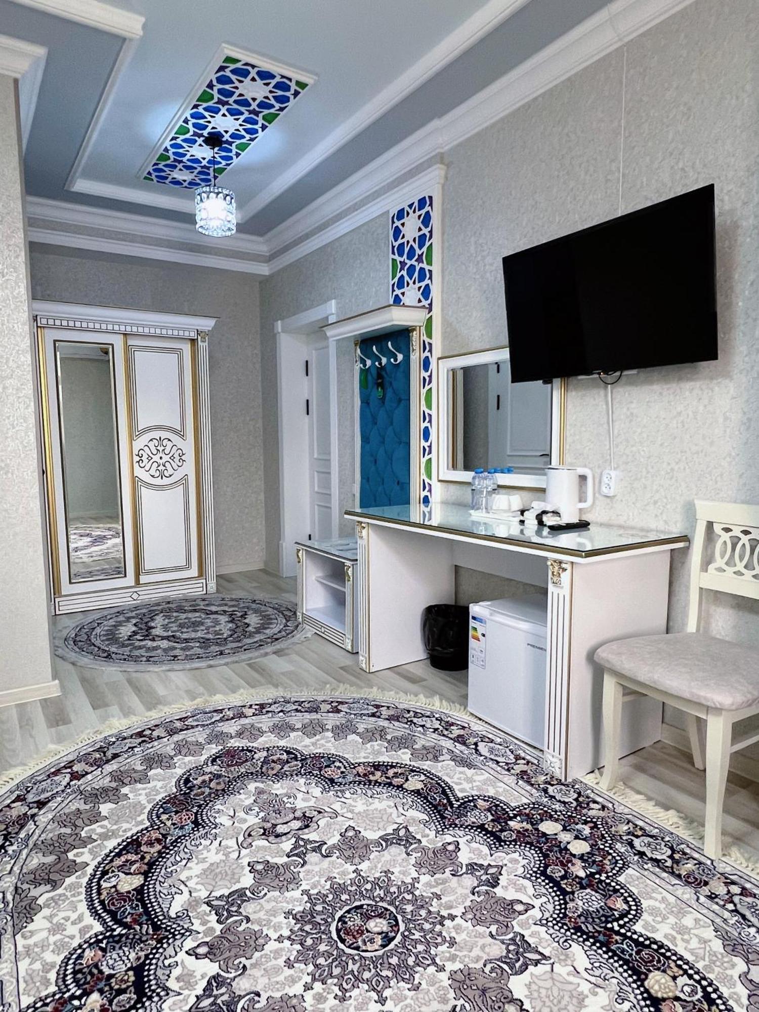 Diplomat Premium Hotel Samarkand Ngoại thất bức ảnh