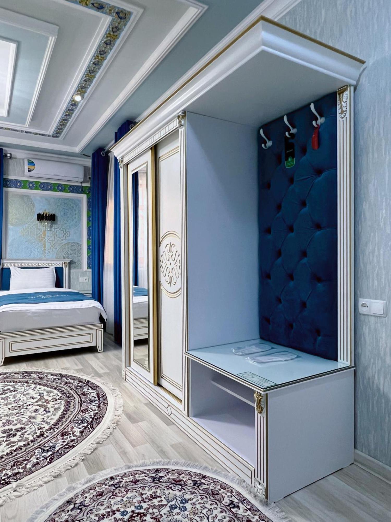 Diplomat Premium Hotel Samarkand Ngoại thất bức ảnh
