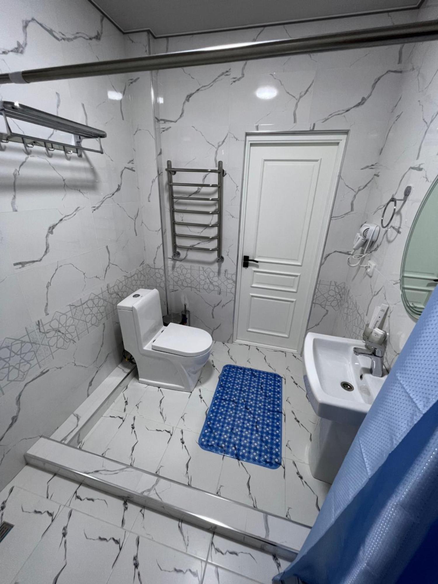 Diplomat Premium Hotel Samarkand Ngoại thất bức ảnh