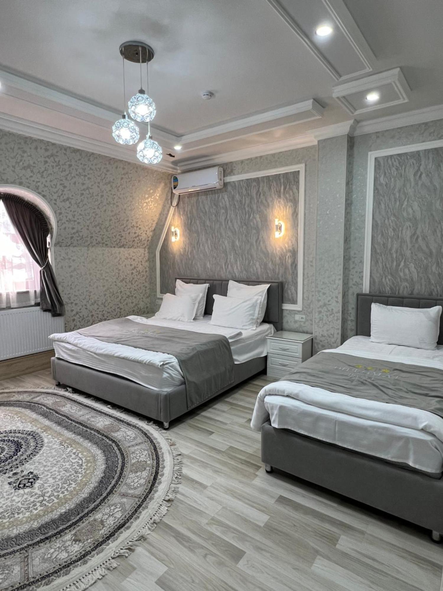 Diplomat Premium Hotel Samarkand Ngoại thất bức ảnh